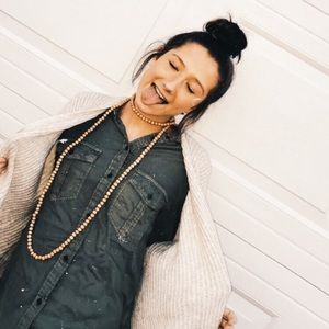 Meet your Posher, Abby